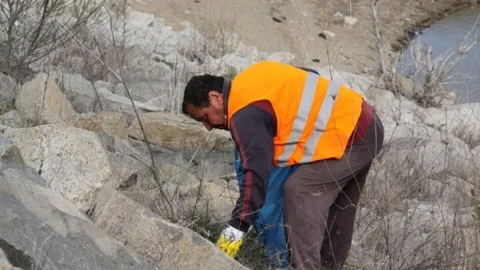 Mükremin Göleti Temizlendi