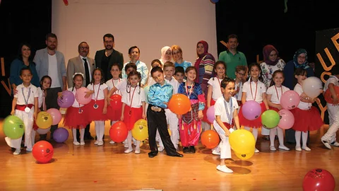 Miniklerin Okuma Şenliğinde Abdullah Civliz Etkinliği Renklendirdi