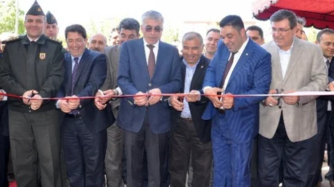 Aksaray'da Otomobil Fuarı Açıldı