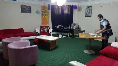 Adana'da Fuhuş Çetesi Çökertildi