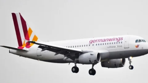 Alpler'de Düşen Uçaktaki Yolcular Belirlendi