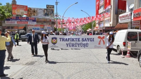 Karaman'da Trafik Yürüyüşü Gerçekleşti