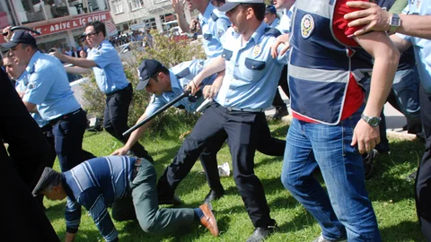 Tokat'ta Kongre Gerginliği Yaşandı