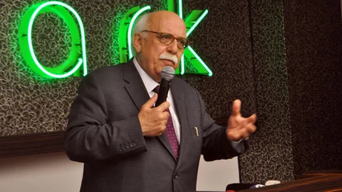 Milli Eğitim Bakanı'ndan Medyaya Eleştiri