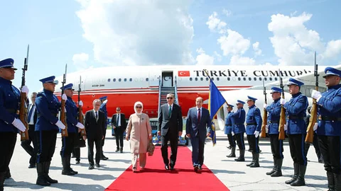 Cumhurbaşkanı Erdoğan Bosna-Hersek'te Resmi Törenle Karşılandı