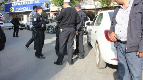 Bartın'da Otomobil Çarpması