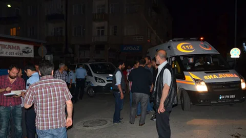 Malatya'da Bıçaklı Kavga Ortalığı Karıştırdı