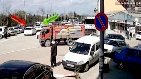 Esenyurt'ta Para Dolusu Çanta Çalındı