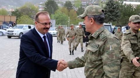 Hakkari'de Orgeneral Akar Ziyareti
