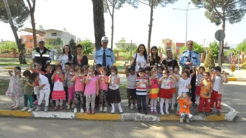 Nazilli'de Çocuklara Trafik Eğitimi Verildi