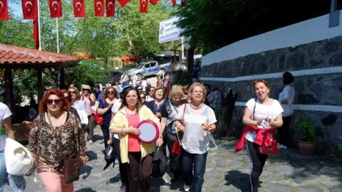 Hıdrellez Coşkusu Saitabat'ta Yaşandı