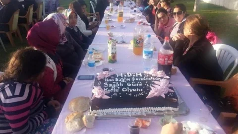 Hüyük'te Sağlık Çalışanları Kutlama Yaptı