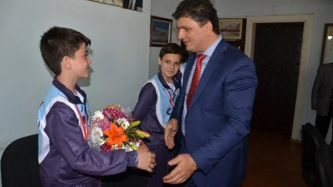 Kozlu Ortaokulu Hentbol Takımı Başarı Elde Etti