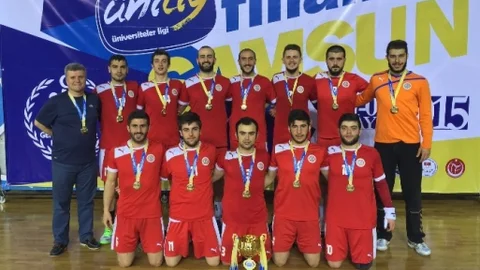 Atatürk Üniversitesi Hentbol Takımı Şampiyon Oldu