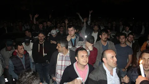 Ford İşçileri Eylemlerine Devam Ediyor