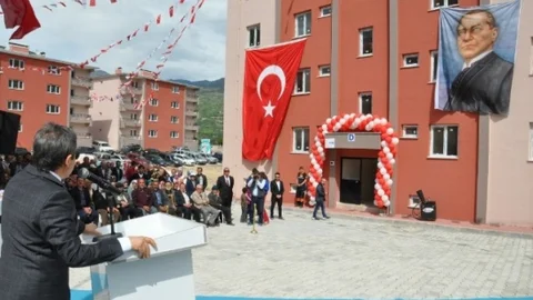 Artvin'de 48 Aileye Konut Teslim Edildi