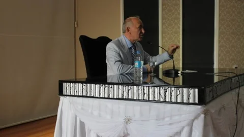 Prof. Dr. Ahmet Şimşirgil Erzincan'da Konferans Verdi