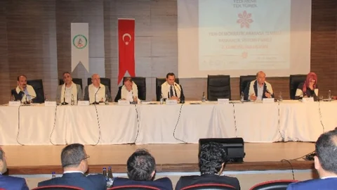 Güneysu'da Başkanlık Sistemi Paneli