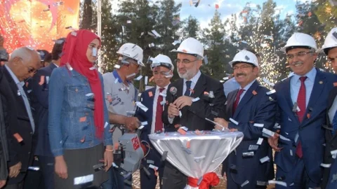 Bucak'ta İmam Hatip Ortaokulu Temeli Atıldı