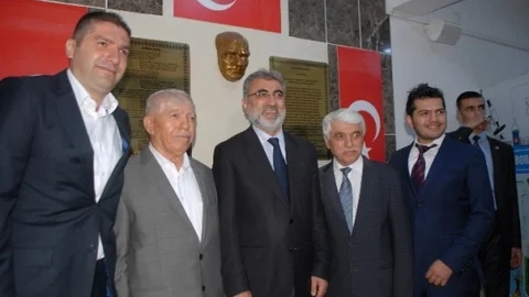 Burdur'da İmam Hatip Ortaokulu Açıldı