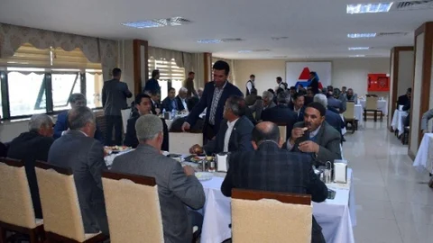 Ağrı'da Muhtarlarla Kahvaltı Toplantısı