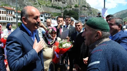 Amasya'da Bakan Müezzinoğlu'nun Yanıtı
