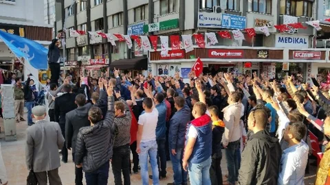 Bolu'da Bıçaklama Olayına Tepki Gösterildi