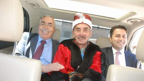 Tokat'ta Yılın Ahisi Makam Aracında