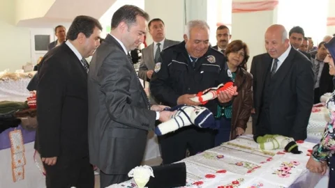 Akdağmadeni'nde El Sanatları Sergisi