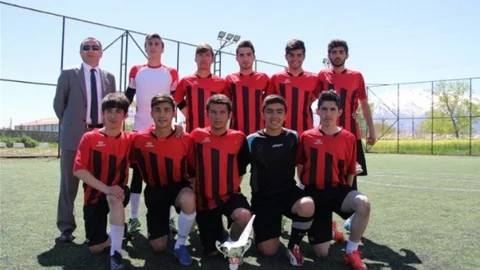 Erzincan Spor Lisesi Şampiyon Oldu