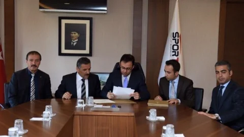 Tunceli Üniversitesi'nde Spor Tesisleri Protokolü