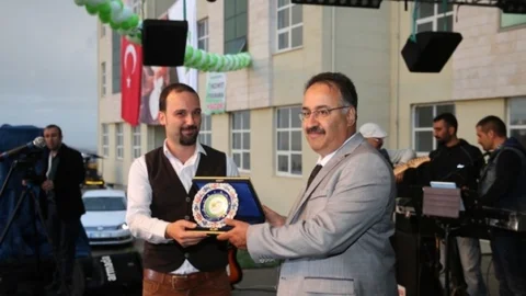 Iğdır Üniversitesi'nde Bahar Şenlikleri Başladı