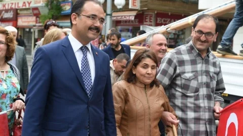 Uşak'ta Engelliler Haftası Yürüyüşü