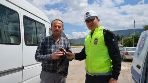 Çorum'da Leblebi İkramlı Trafik Denetimi