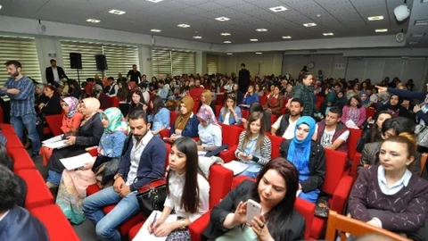 Çorum'da Şiir ve Müzik Etkinliği