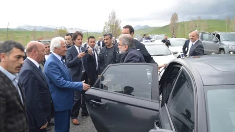 Enerji Bakanı Ağrı'da İncelemelerde Bulundu