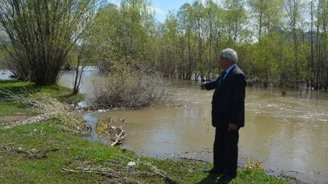 Tercan'da Sağanak Yağmur Hasara Neden Oldu