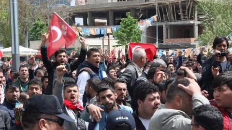 Kırşehir'de HDP Mitinginde Arbede Yaşandı