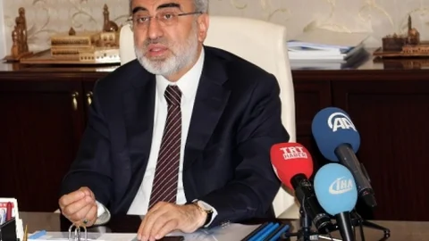 Ağrı'da Enerji Bakanı Yıldız Açıklamalarda Bulundu