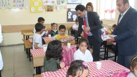 İdil'de Diş Taraması Yapıldı