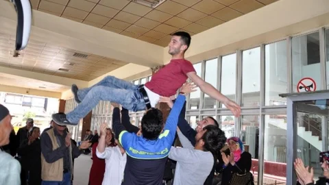 Sorgun'da Asker Adayları Uğurlandı