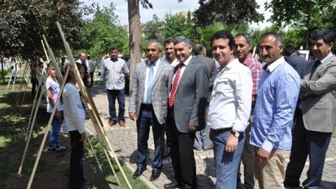 Kızıltepe'de Öğrencilerden Resim Sergisi