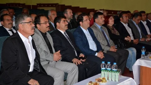 Aksaray'da Muhtarlar Derneği Kongresi Yapıldı