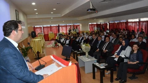 Aksaray'da Hemşireler Haftası Etkinliği