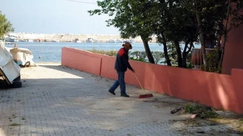 Çınarcık'ta Yaz Sezonu Hazırlıkları Devam Ediyor