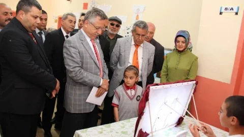 Gedikhasanlı'da Bilim Fuarı Açıldı