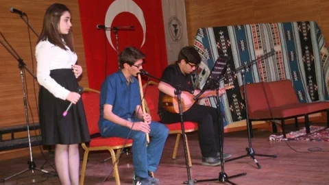 Yozgat'ta Türkü Dinletisi İlgi Topladı