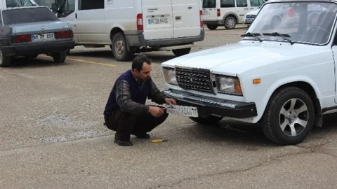 Suriyelilere Araç Tescil Süresi Uzatıldı