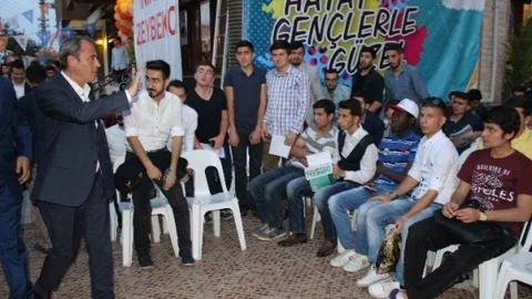AK Parti Denizli'de Gençlerle Buluştu