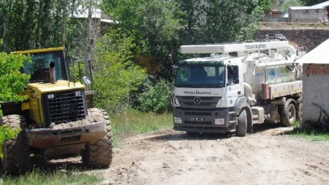Iğdır Tuzluca'da Su Tahliyesi Devam Ediyor